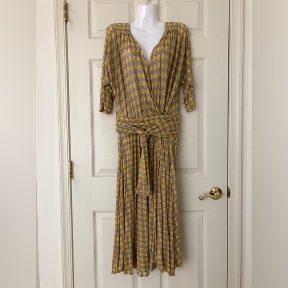 Deletta (Anthropologie) Geometric Print Knit Dress Yellow Gold Gray Size Large - Picture 1 of 9